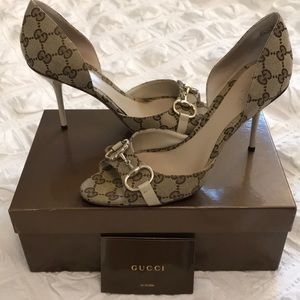 Gucci GG D’Orsay Peep Toe Heel Monogram 39.5